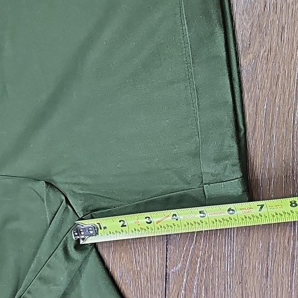 Sag Harbor Army Green Cuffed Shorts Size 16 - Picture 11 of 13